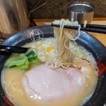 ウミのチカラ - 細くしなやかな麺