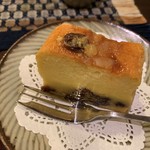 喫茶 美術館 - ラム酒のケーキ