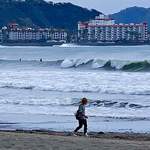 MANNA - 番外: 今年最強の台風のおかげでいい波ですよ。オフショアで美しい波が。七里〜稲村、大崎、良かったですねぇ。