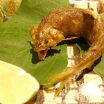 銀座 しのはら - 子持ち鮎の唐揚げ