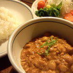 Kou saiken - チキンのキーマとひよこ豆のカレー