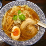 爆2 - 鶏中華ワンタン麺８５０円