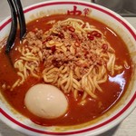 蒙古タンメン中本 - 【30食限定】濃厚トリプル北極870円(税込)！
      辛さ2倍、クーポン使って大盛でお願いしました。
      (野菜のないシンプルな盛り付けみたいだったので、ついつい大盛にしちゃいました)