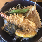 弥生 - 大盛り天丼アップ