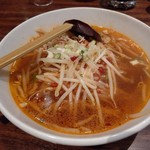 Shanhai Karyuu - 【2019.10.11(金)】本日のランチ①(四川風もやしラーメン＋五目チャーハン)780円の四川風もやしラーメン