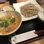 手打蕎麦 まるやま - らんち親子丼