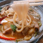 糸庄 - 氷見うどん太麺
      煮込んでもこしがあってもちっとしてます