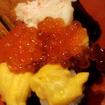 赤羽 トロ函 - ぶっかけ三点寿司