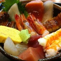 磯料理　まるけい - 海鮮丼