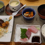 うえだや - 選べるメイン（ヒレカツチョイス）ランチ1380円