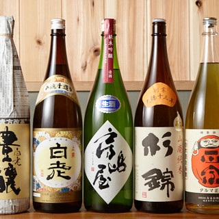 From standard to connoisseur's favorites, you can enjoy all the charm of Japanese sake.