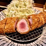 箱崎 井のかわず - ２５０グラム ある 素晴らしい ヒレかつです！