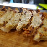 ギョウザ バー ボンボヌール - 