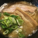 麺匠 Jazz - とんこつ醤油らーめん ( ´θ｀)