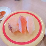 かっぱ寿司 - サーモン3貫盛り180円