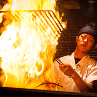 1Ｍ以上もの炎を上げる藁焼きシーンは必見!!