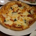 Lucy&Glutton.NYC - マルゲリータ　19時半迄290円