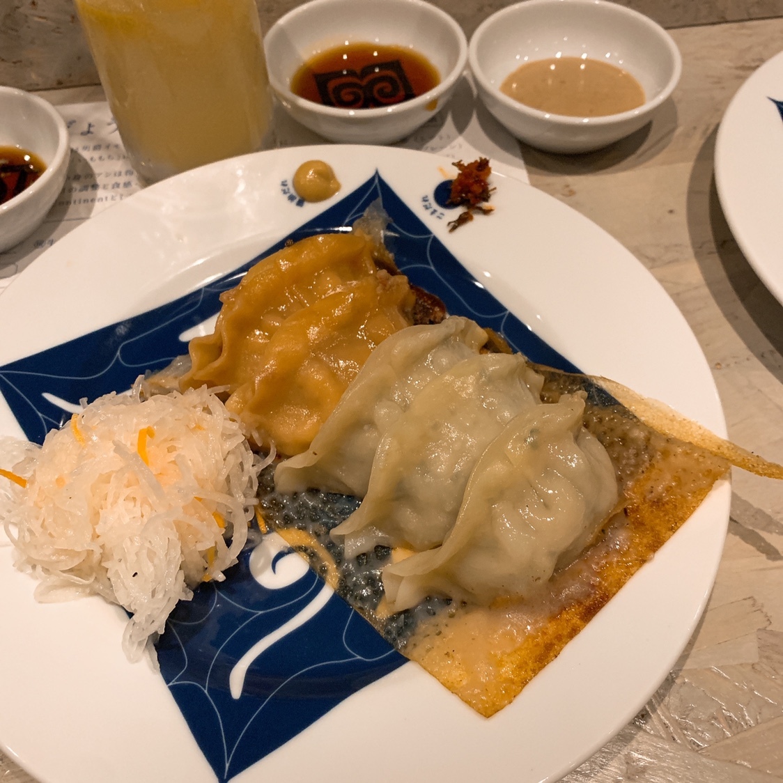 ぎょうざ 北 大陸 すすきの は づれ