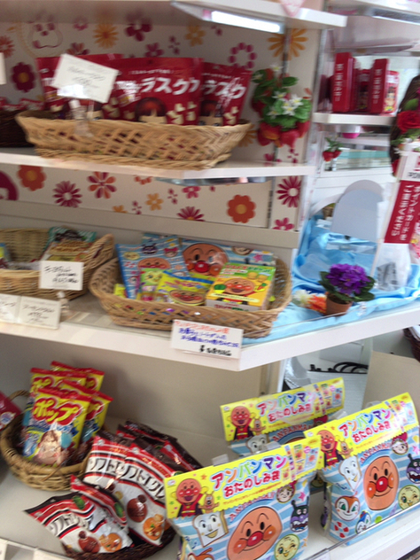 日曜のお昼時なのに 商品の品揃えがいまひとつな印象 by なでしこ 5296 不二家 小田急湘南台店 湘南台 ケーキ 食べログ