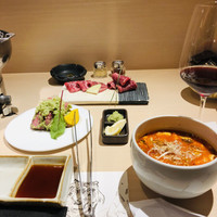 牛刺しと焼肉 仔虎 クリスロード店 - 