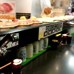 Ganso Zushi - 店内