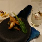 DINING ROOM IN THE MAIKO - 一皿め ハリイカのマリネ、鯛のテリーヌ、パンナコッタと三田ポーク