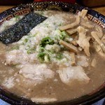 無鉄砲  - ラーメン全景