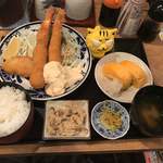 普通の食堂いわま - 大エビフライとだし巻き玉子定食　1,380円（税込）　※上空からバージョン