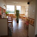 かれぇ工房 - カウンター、テーブル席