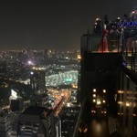 Vertigo & Moon Bar - 61階のオープンエア