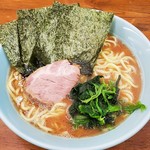 武蔵家 - ラーメン(中､750円)