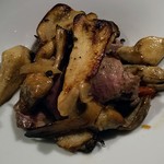 （h）etta - 猪とポルチーニのロースト