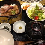 神戸牛まぶしと赤身の二種盛