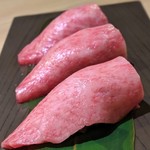 お肉屋 けいすけ 三男坊 - 