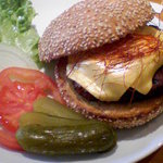 キャトゥーヤ - ホットチリバーガー