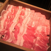 華蓮  大阪心斎橋店 - お肉のせいろ   黒豚三枚肉・黒豚肩ロース・黒牛リブロース