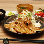 手づくり食堂 ぱんぷきん - メイン写真: