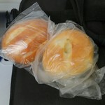 ベーカリー シャルム - 初回入店時に買ったパン