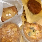 焼きたてパン工房 サラブレッド - 料理写真: