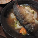美味物問屋 うれしたのし屋 - 今日の日替わり。鎌倉野菜のポトフと、さばのから揚げ。