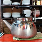 新ちゃん - やかんの氷水