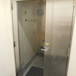 銀座 しのはら - 扉を開けたら店舗
