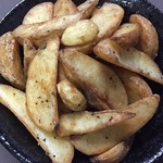 Anchovy potato ￥580