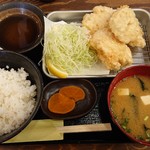 Kyuushuu Umakameshi Hakatamon - 大分とり天定食  780円(税別)