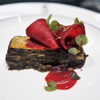 SALONE 2007 - ラザーニャ 鹿とビーツ