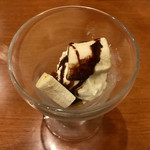 カレーコレクション ディースパイス - ミニアイス