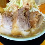 ラーメン 盛太郎 - チャーシュー麺、煮玉子940円（野菜マシマシ、脂少し）