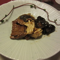 創作中華 一之船入 - 牛フィレ肉ときくらげのもずく入りXO醤ソース仕立て