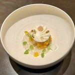 sincere - 黄桃とヴェルヴェーヌのジュレ メレンゲのせ フロマージュ・ブランのアイス