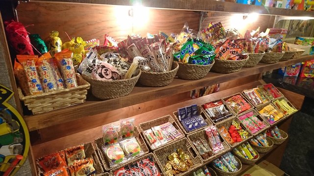駄菓子バー 新宿 駄菓子バー - 新宿で楽しい女子会